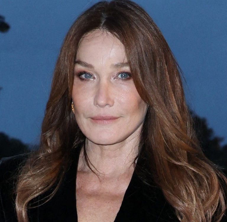 Carla Bruni’s battle with cancer: the treatment she has to take every day